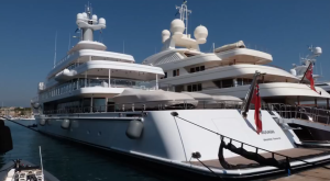 Larry Ellison yacht pictures