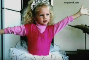 taylor swift childhood photo