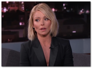 Kelly Ripa photo