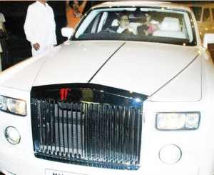 amitabh bachchan rolls-royce