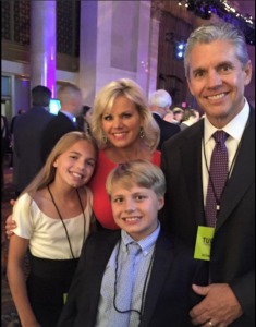 Gretchen Carlson husband Casey Close children