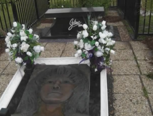 selena quintanilla grave burial site