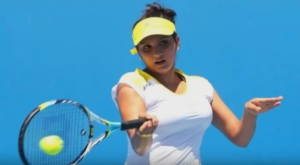 sania mirza playing tennis photo