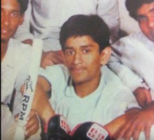 ms dhoni childhood photo