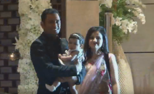 ms dhoni daughter wife sakshi